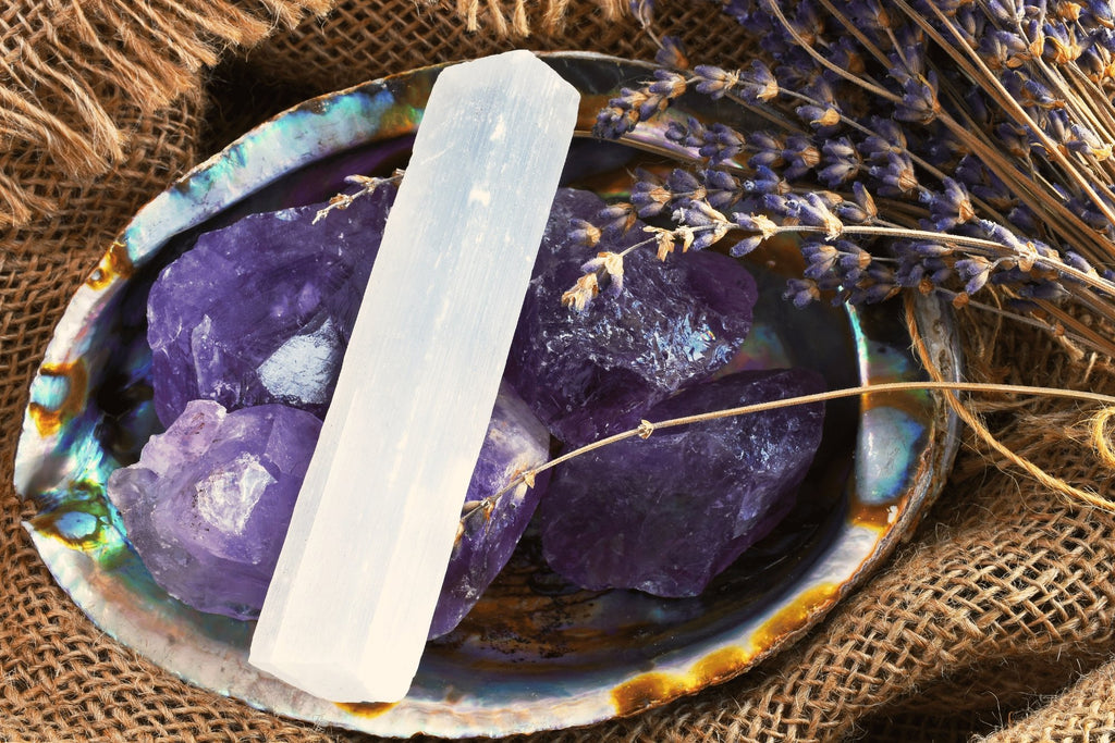 Crystals for Clarity: Enhancing Mental Focus and Clear Thinking - Tarah Co