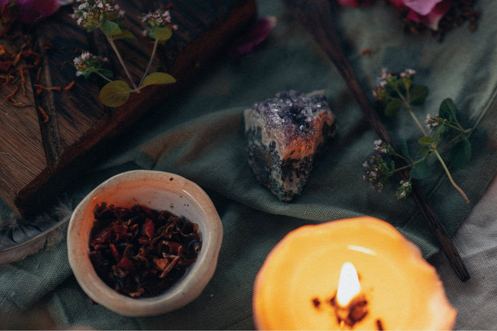 The Fall Equinox: Rituals and Practices for Renewal and Balance - Tarah Co