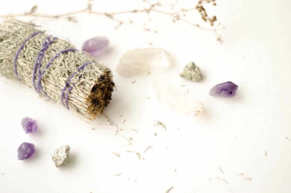 Herbs & Smudging